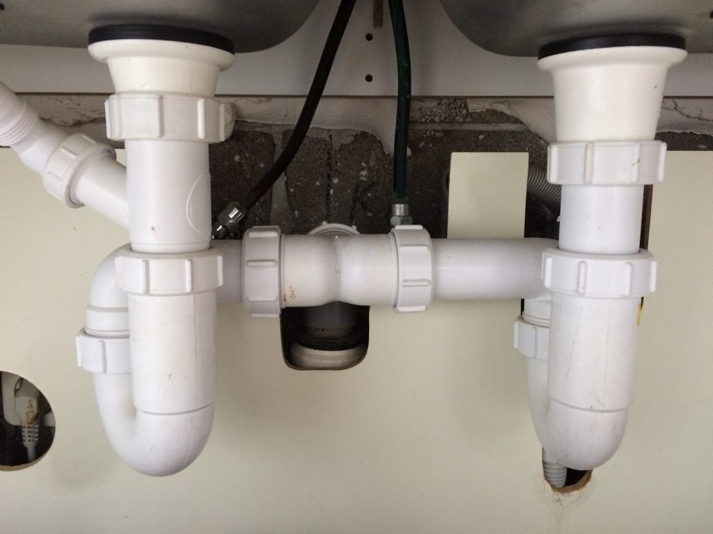 How to install double kitchen sink plumbing